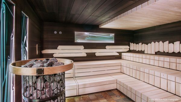 Produktdesign Umsetzung Sauna Bergkristall für Thermenresort Bad Schallerbach